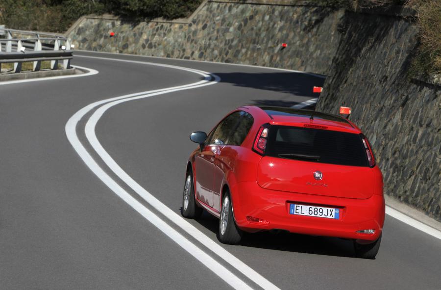  Fiat Punto 2012 года  (фото 25 из 44)